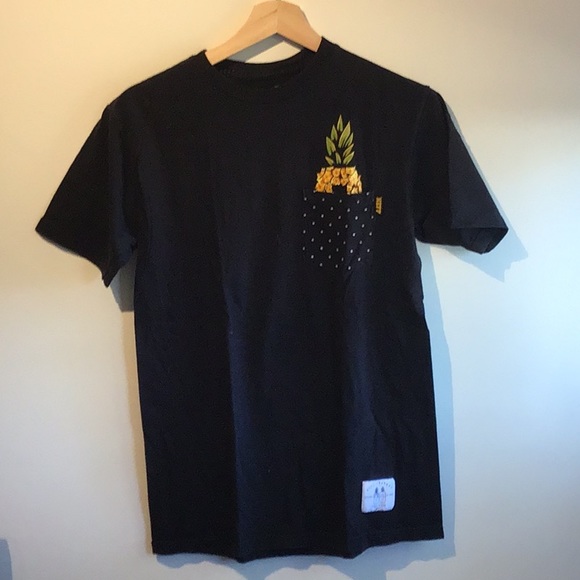 Neff pineapple tee - Picture 1 of 1